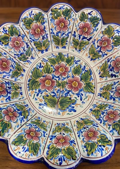 Earthenware Plate · Soares dos Reis · Gaia (1971)