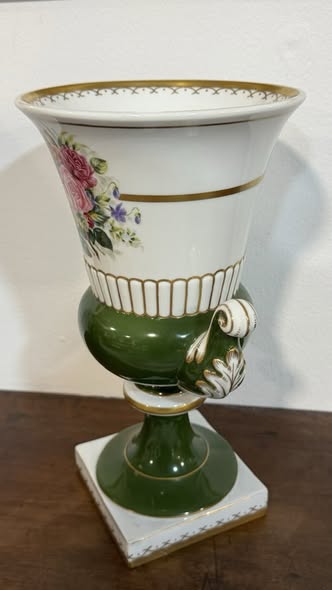 Decorative Porcelain Vase by Vista Alegre – Floral Painting and Classic Style