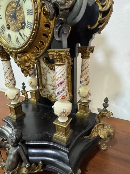 Relógio de Lareira Antigo Francês – Estilo Napoleão III – Século XIX