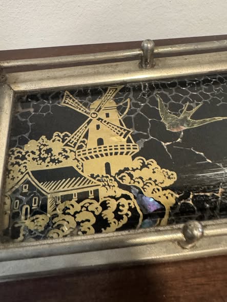 Tabuleiro em Casquinha com Cena de Moinho Holandês