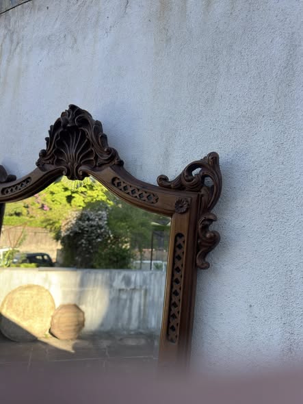 Console com Tampo em Mármore e Espelho Estilo Luís XV