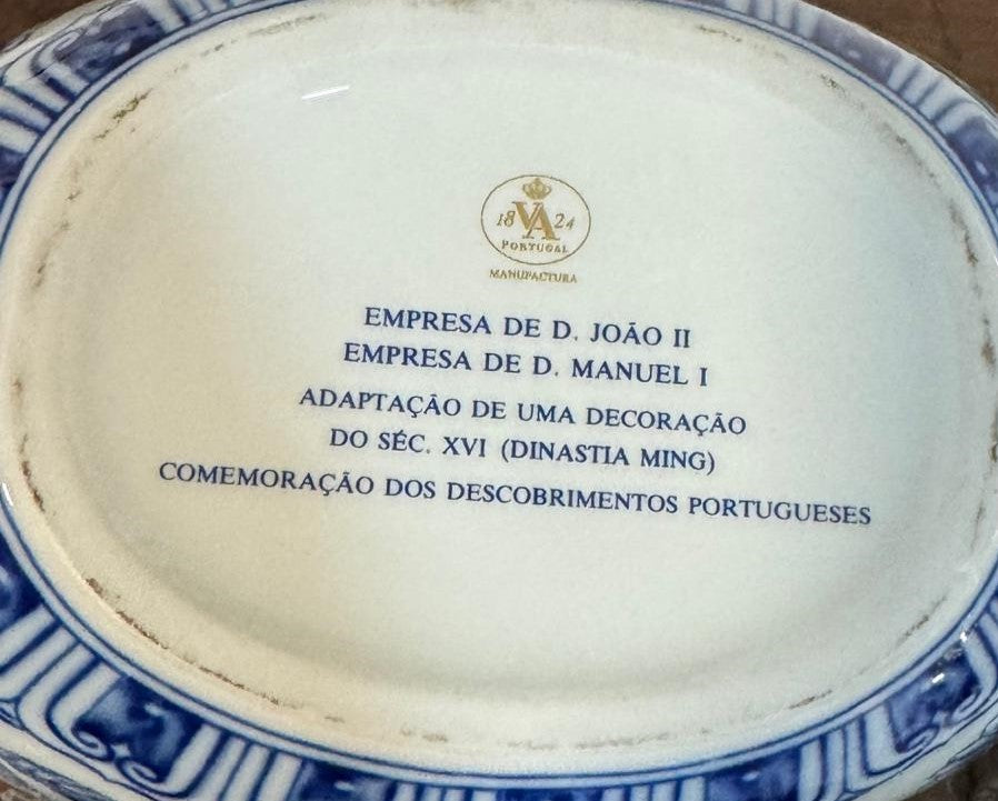 Garrafa Vista Alegre – Porcelana e Prata | Edição Comemorativa dos Descobrimentos