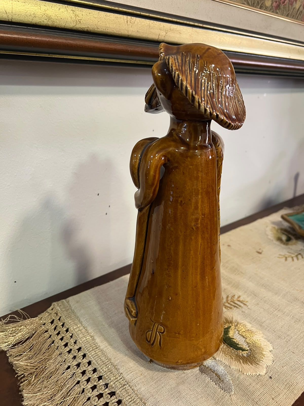 Escultura em Barro Vidrado "São Pedro" por Júlia Ramalho (Figurado de Barcelos)