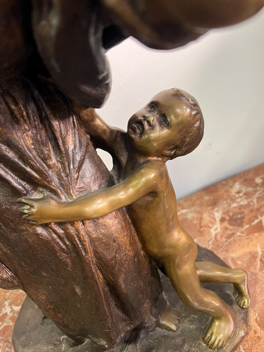 Escultura Mestra em Bronze "A Dor" com Assinatura de António Teixeira Lopes