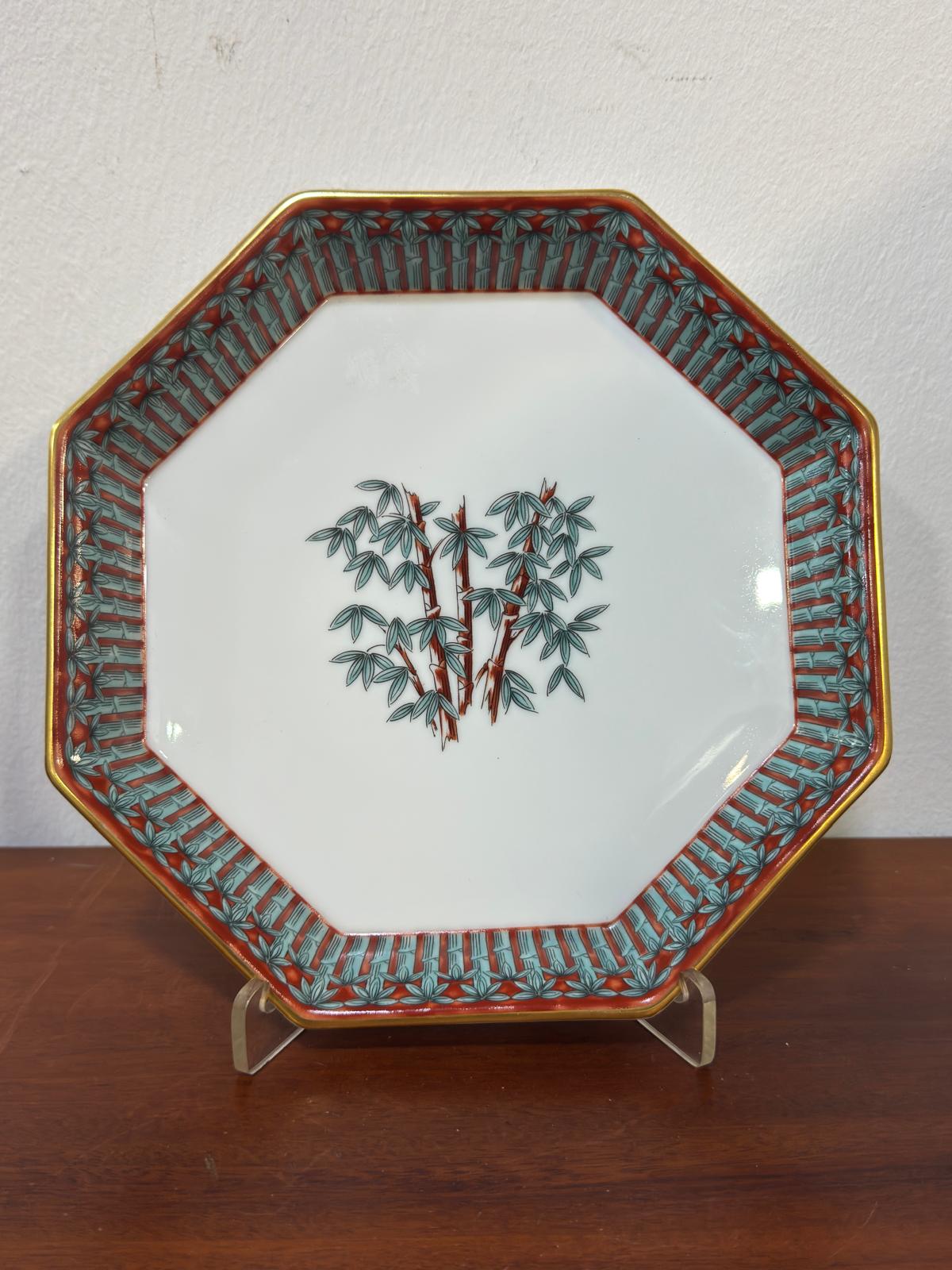 Prato Vista Alegre Octogonal com Bambu - Decoração Oriental e Borda Geométrica
