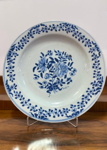 Prato em Porcelana – Companhia das Índias