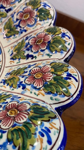 Prato em Faiança · Soares dos Reis · Gaia (1971)