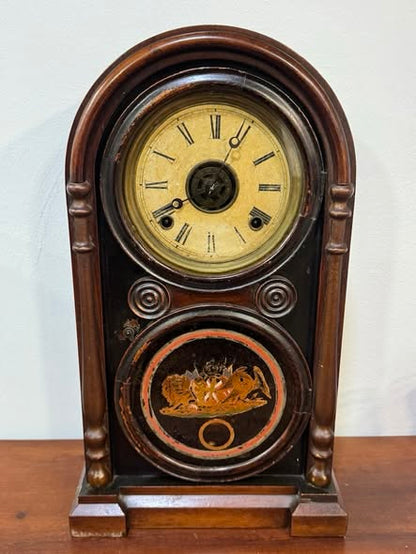 Relógio de Mesa Americano em Pau-Santo (c. 1870–1890)