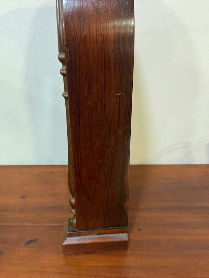 Relógio de Mesa Americano em Pau-Santo (c. 1870–1890)