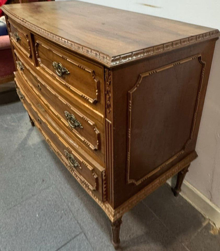 Cômoda Antiga Estilo Rococó