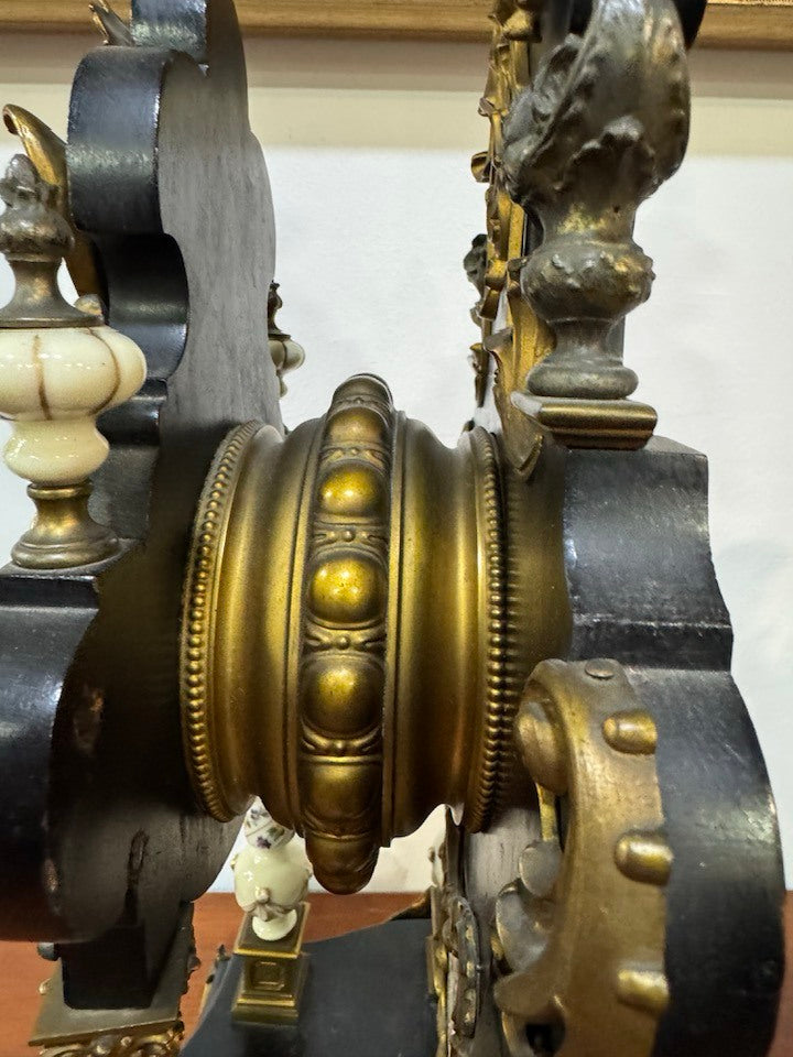 Relógio de Lareira Antigo Francês – Estilo Napoleão III – Século XIX