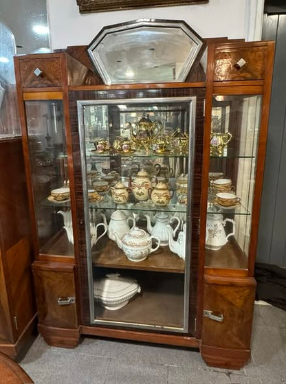 Cristaleira Art Déco em Madeira Nobre com Espelho Octogonal – c. 1920–1930