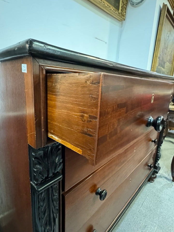 Cómoda Vitoriana Original em Mogno – Século XIX (Scotch Chest of Drawers)