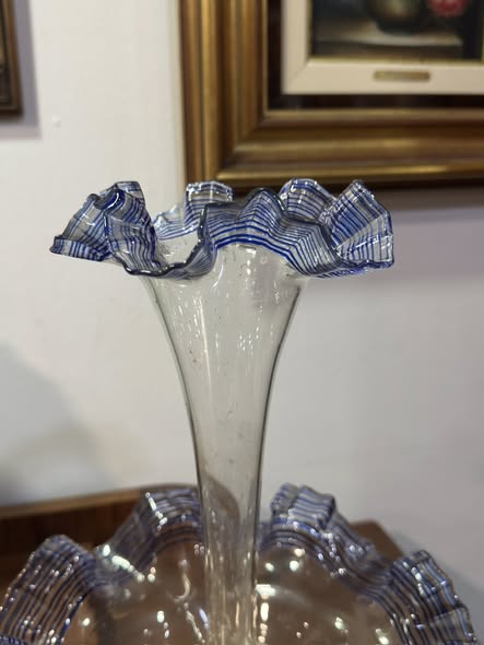 Epergne de Vidro Português com Fios Azuis - Século XIX