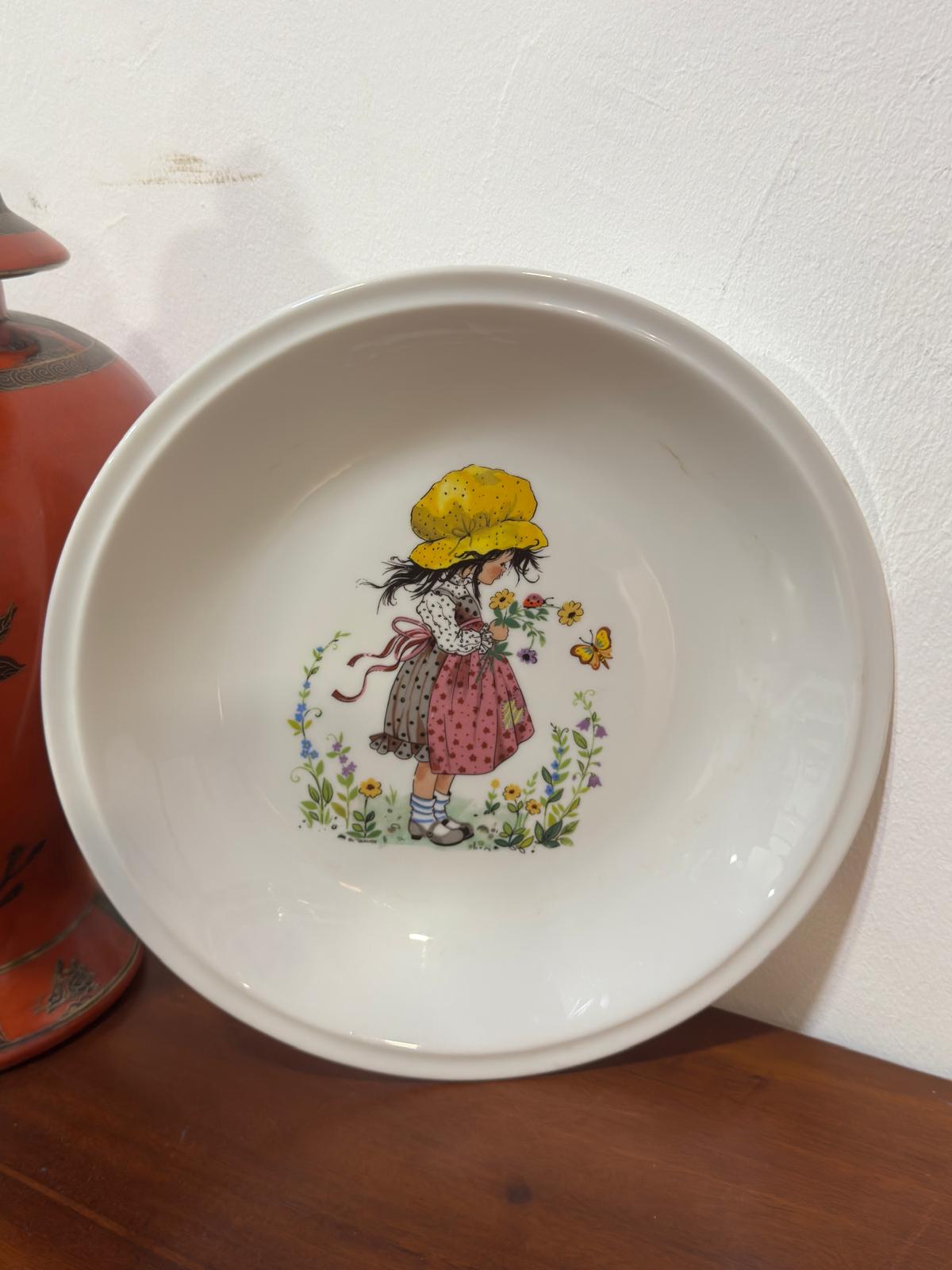 Tigela Vintage Winterling Estilo Sarah Kay - Menina com Chapéu Amarelo Anos 70/80