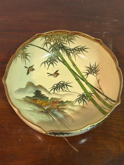 Prato Satsuma Autêntico Shuzan com Bambu e Paisagem - Período Meiji/Taisho