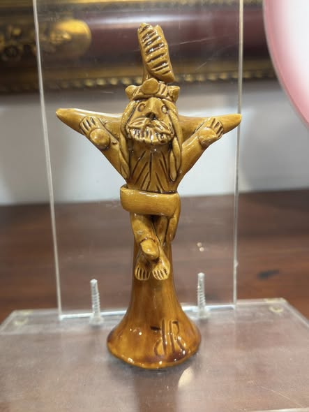 Cristo em Barro Vidrado — Arte Popular de Barcelos, Família Ramalho