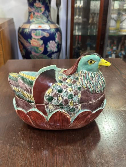 Terrina em Porcelana em Forma de Pato Mandarim