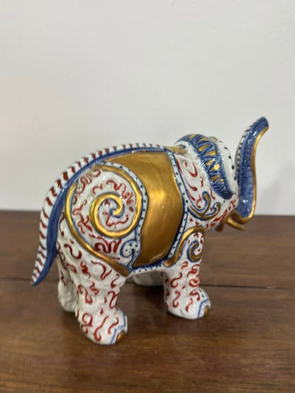 Elefante em Porcelana Le Porcellane (Florença) — Ouro Brunido e Arabescos (c. 1990)
