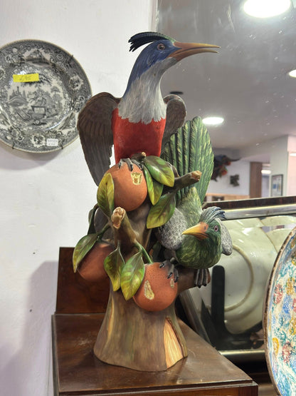 "Pica-laranjas" — Grupo Escultórico Vista Alegre em Biscuit Policromado
