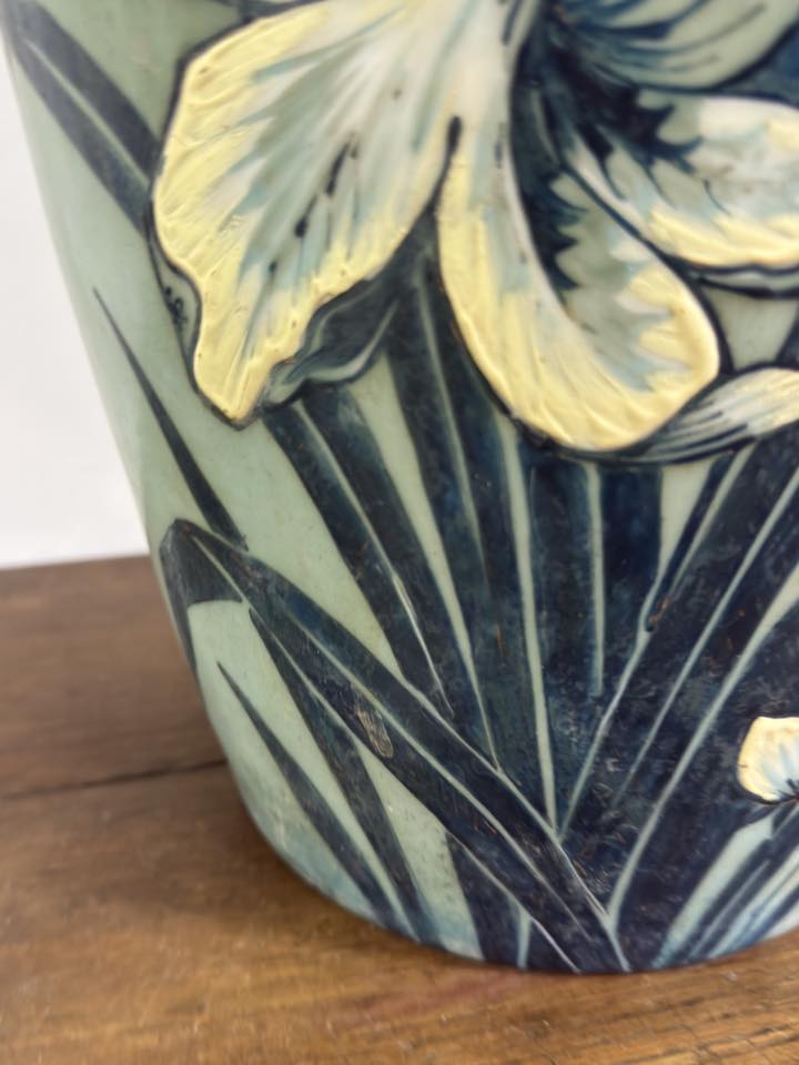 Jarro Moorcroft – Padrão "Lamia" (Rachel Bishop, c. 1995) – 26 cm