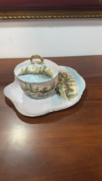 Raro Trio de Lanche em Porcelana Madrepérola Vista Alegre – Época Art Déco (1922-1947)