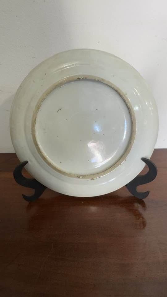Prato Decorativo Companhia das Índias – Família Rosa (Séc. XIX)