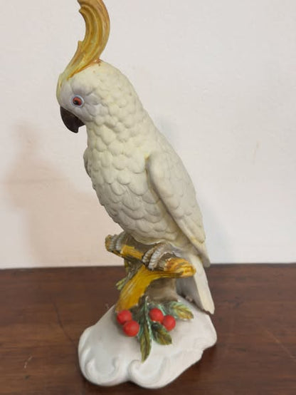 Escultura Cacatua "Américo" em Porcelana Biscuit Vista Alegre