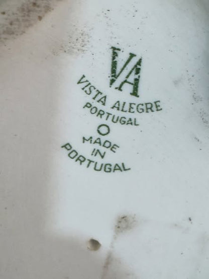 Escultura Cacatua "Américo" em Porcelana Biscuit Vista Alegre