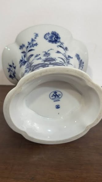 Jarra “Eduardo II” em Porcelana Vista Alegre – Coleção Margão (Período 1980-1992)