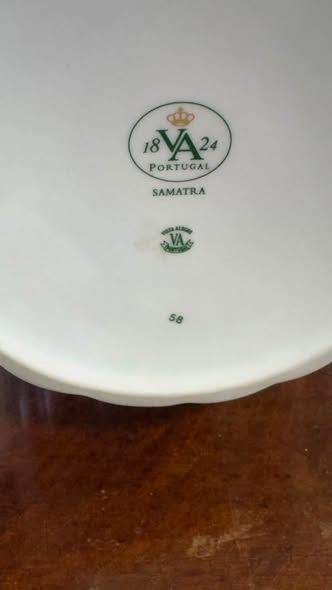Pote Grande Gomado com Tampa Vista Alegre – Coleção Samatra 30 cm