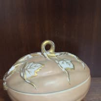 Caixa Decorativa Abóbora em Porcelana Vista Alegre – Anos 80