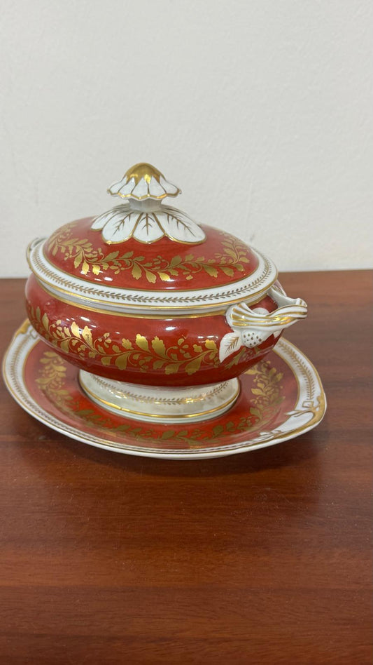 Porcelana Vista Alegre – Peça de Coleção (1947–1968) decoração "Rouge de Fer" e dourado "Liras"