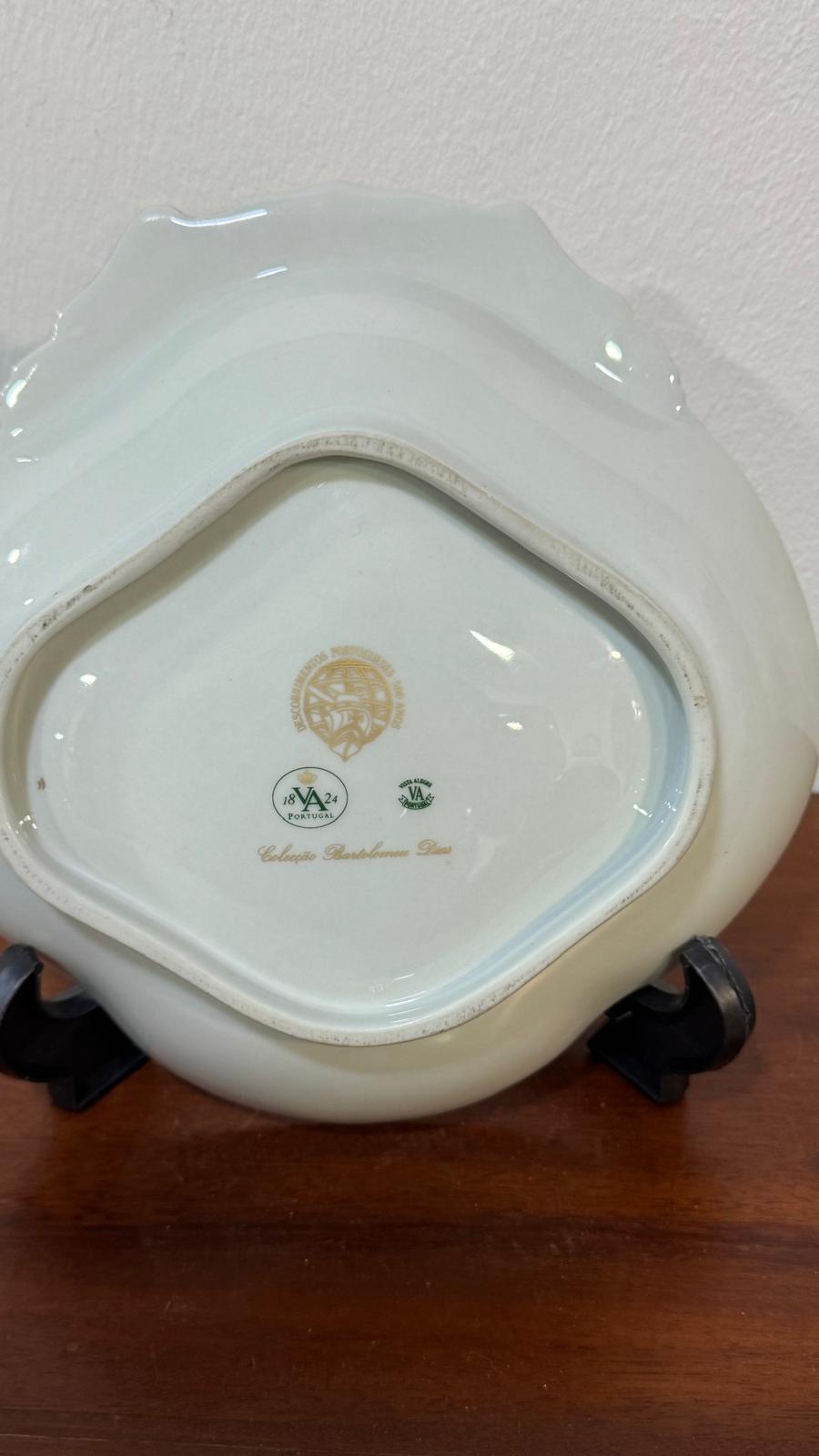 Oriental Porcelain Shell – Bartolomeu Dias Collection – Vista Alegre