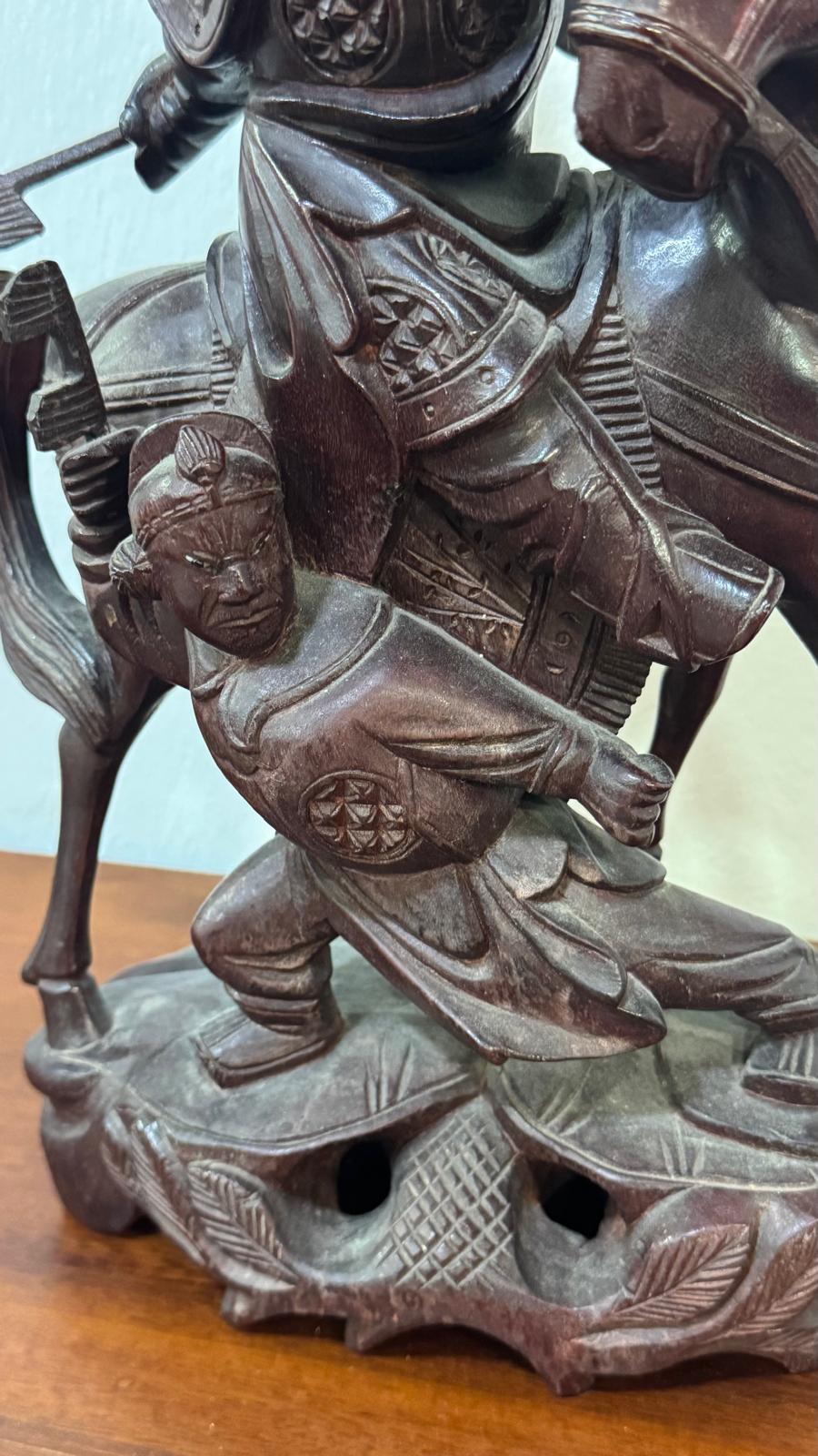 Guan Gong Rosewood Sculpture – Collectible Oriental Art