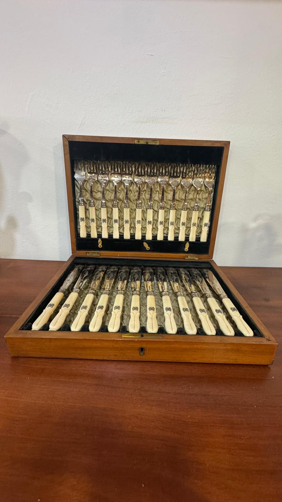 Faqueiro Antigo para Peixe – Século XIX / Início do Século XX