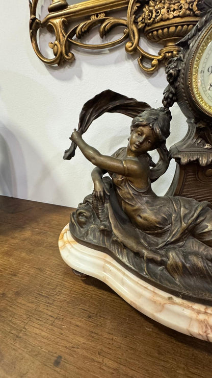 Relógio de Lareira Antigo – Bronze Atribuído – Estilo Napoleão III