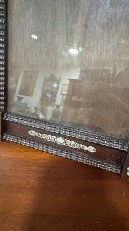 Antique Portuguese Table Frame in Sterling Silver (30 x 25 cm) – Art and Elegance of the 1920s