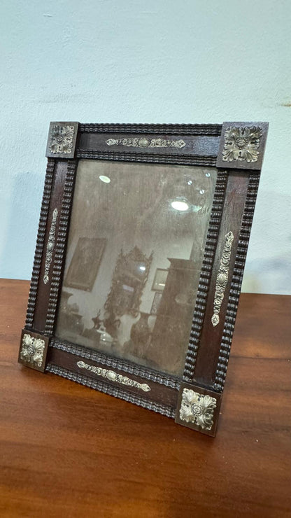 Antique Portuguese Table Frame in Sterling Silver (30 x 25 cm) – Art and Elegance of the 1920s