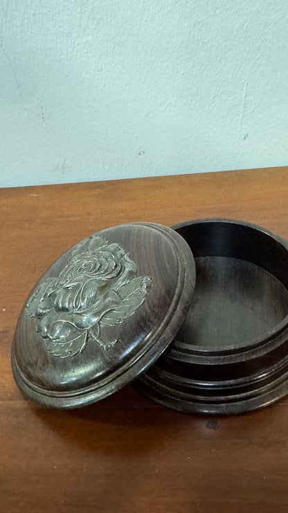 Caixa de Coleção em Pau Santo com Aplicação de Prata – Portugal (Séc. XX)