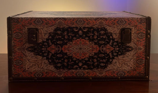 Arca Vintage com Padrão Tapete Persa - Baú Decorativo com Ferragens em Latão