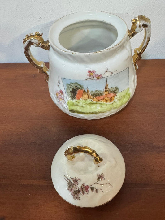 Açucareiro Vista Alegre Antigo com Tampa - Cena Pastoral e Asas Douradas