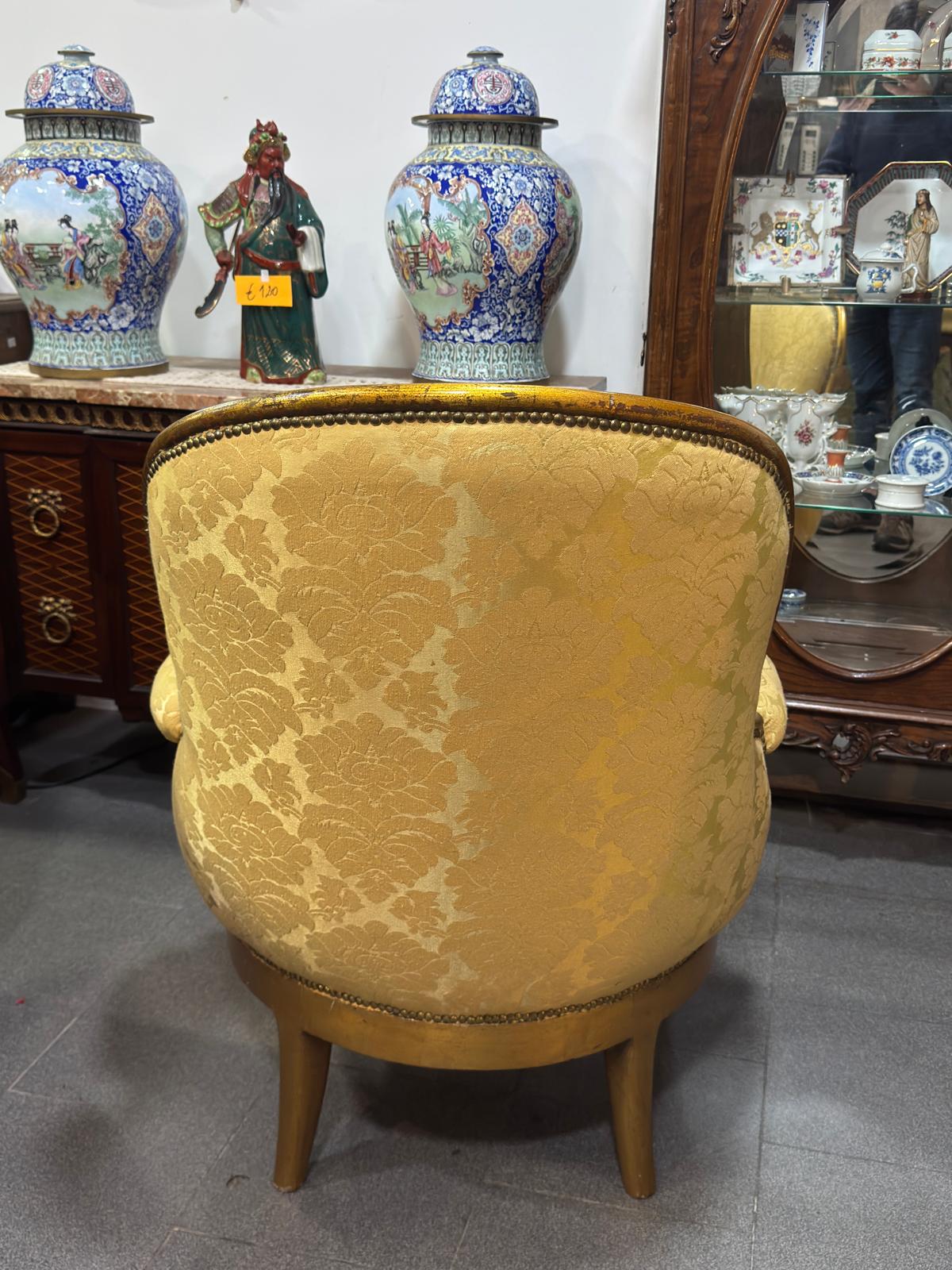 Cadeira Estilo Luís XV com Estofado Dourado Damasco