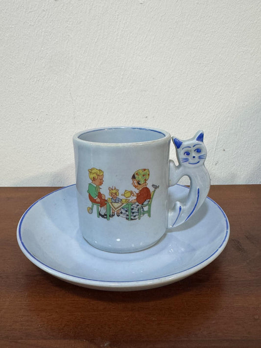 Chávena Infantil Vista Alegre com Pega de Gato - Porcelana Portuguesa Vintage
