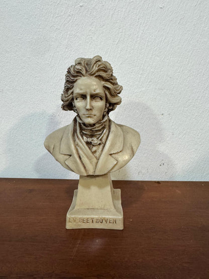 Busto Decorativo de Beethoven – Resina Bege | Escultura Clássica