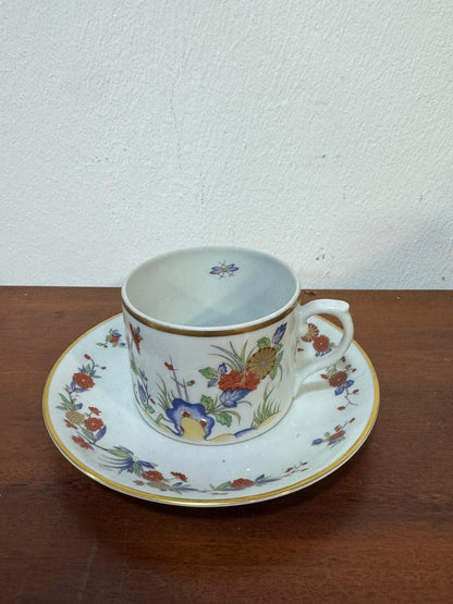 Chávena e Pires Vista Alegre – Objectos 62 | Porcelana Portuguesa Pintada à Mão