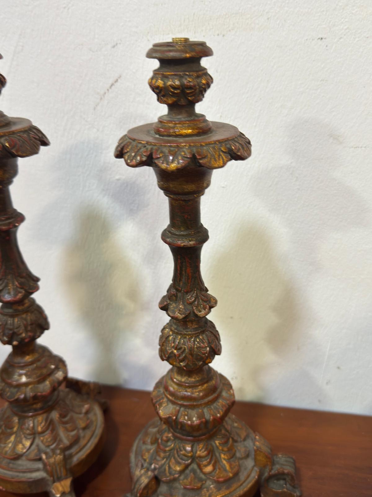 Par de Castiçais de Altar em Talha Dourada - Séc. XVIII/XIX