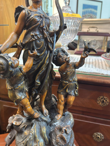 Candeeiro de Mesa Antigo em ferro