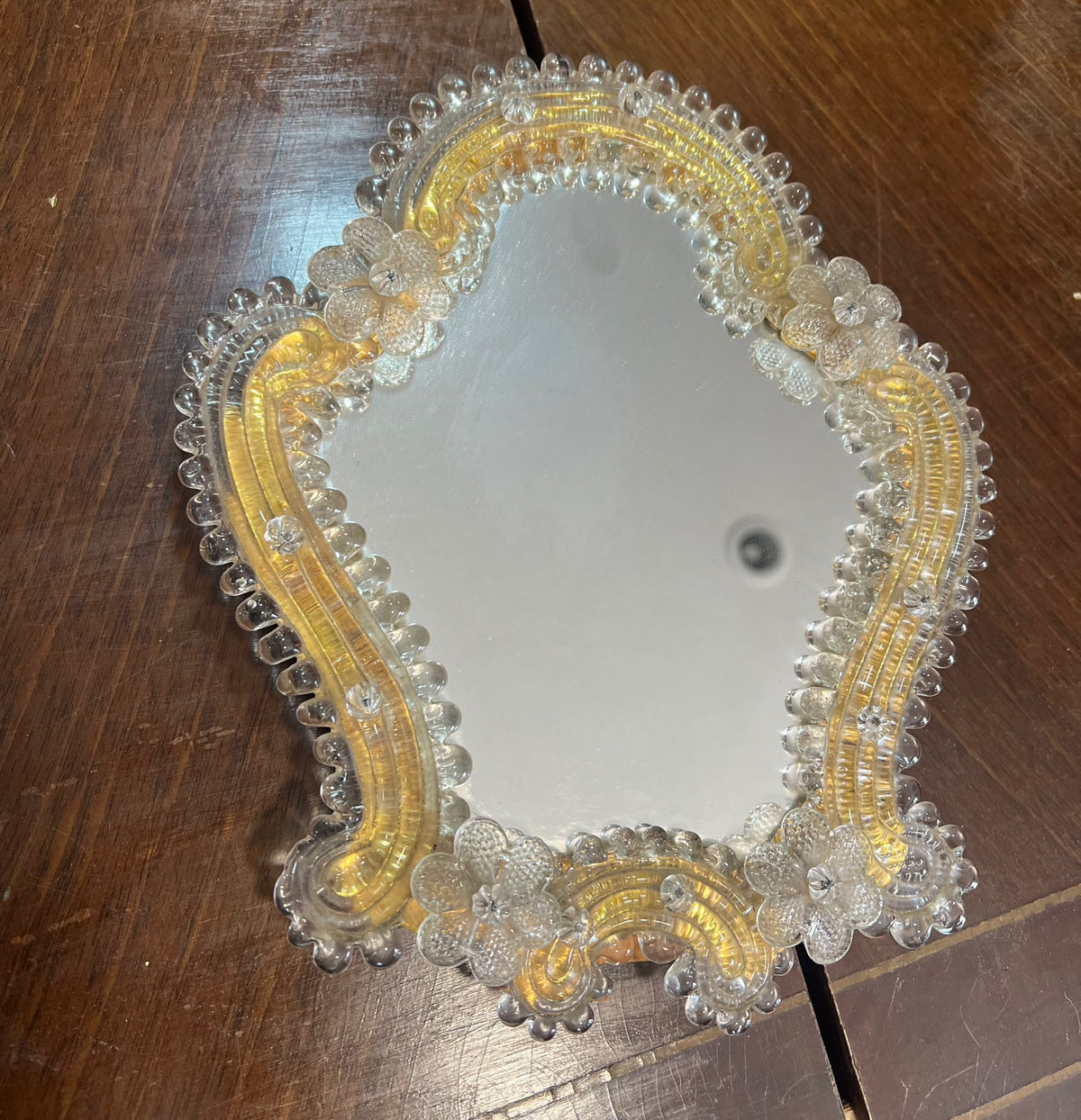 Pequeno Espelho Veneziano Antigo de Toucador / Mesa em Vidro de Murano com Ouro