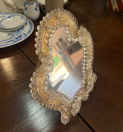 Pequeno Espelho Veneziano Antigo de Toucador / Mesa em Vidro de Murano com Ouro